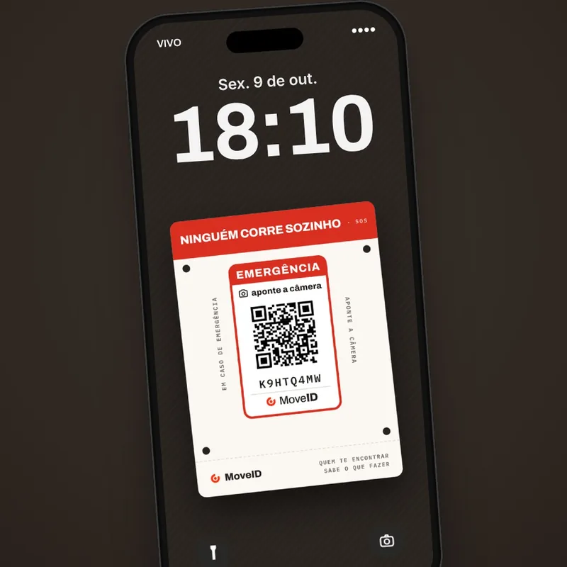 Tela de bloqueio do celular com o selo de emergência MoveID e o QR